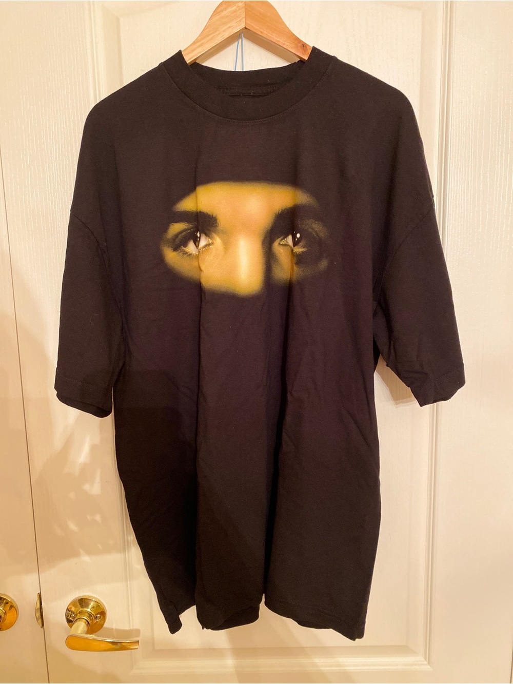 Drake Eyes IAAB Tour Black Size XL Graphic Men’s Tee